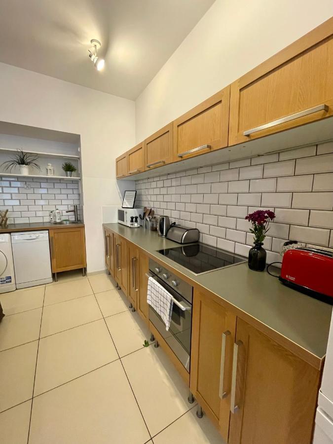 Boutique Apartments - Elegant 1906 Period Вроцлав Екстериор снимка